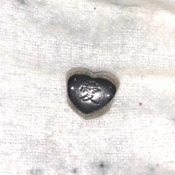 Pandora charm- Chinese “love” - Picture 1 of 1